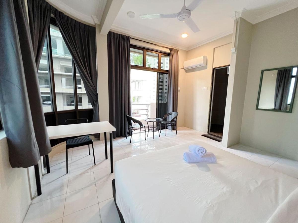 Penginapan4U Near Gurney Paragon George Town Exterior foto